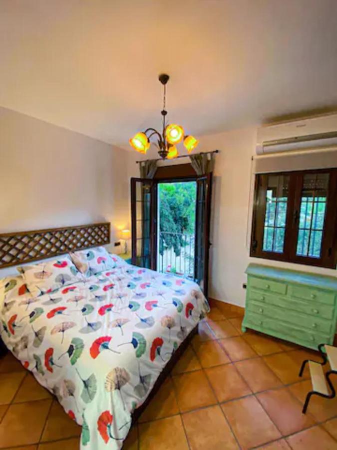 - Casita La Calma - Incredible Views, Clima Frio-calor, Wifi & Private Parking Optional *